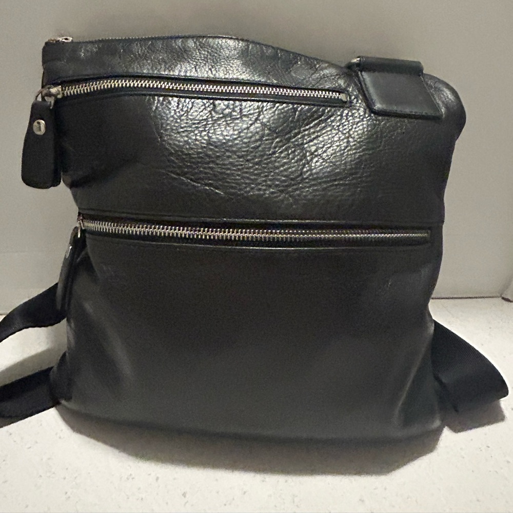 Vintage Margot Black Leather Crossbody